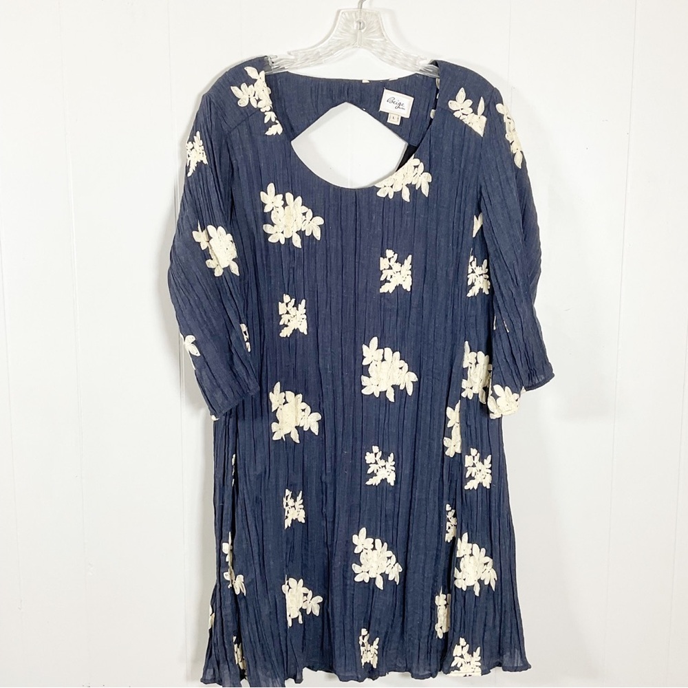 Beige by ECI Blue Dress Floral Size Large 3/4 Sleeve White Flowers